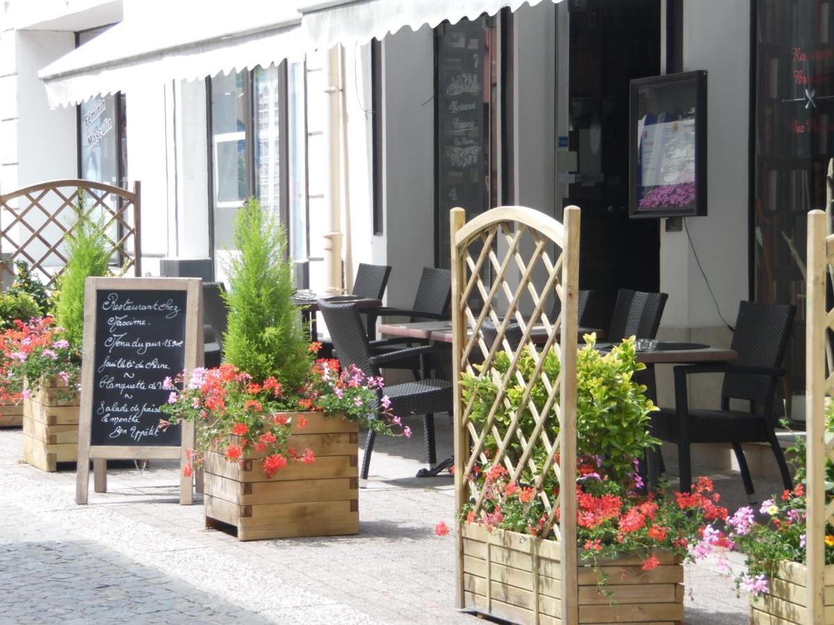 Hotel Restaurant Herard Bourbonne-les-Bains Eksteriør billede
